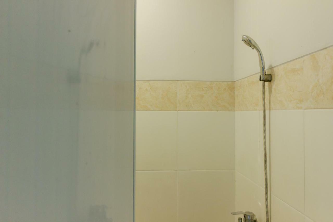 Reddoorz Syariah Near Pondok Indah Mall 3 Jakarta Buitenkant foto
