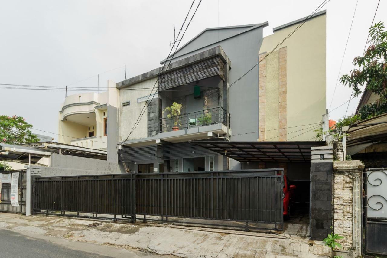 Reddoorz Syariah Near Pondok Indah Mall 3 Jakarta Buitenkant foto